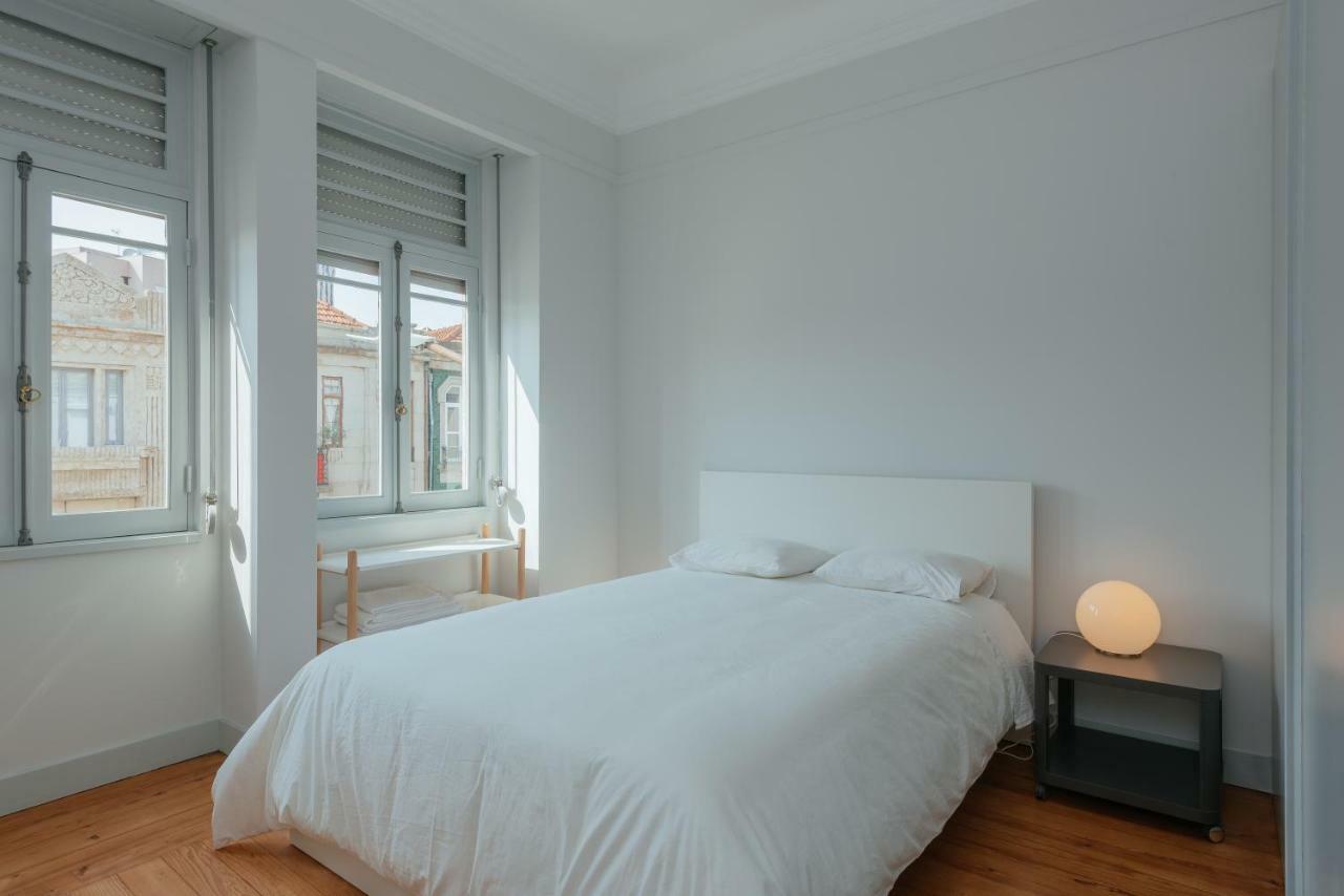 Baixa24 - Downtown Bliss W/ Amazing Natural Light ปอร์โต ภายนอก รูปภาพ