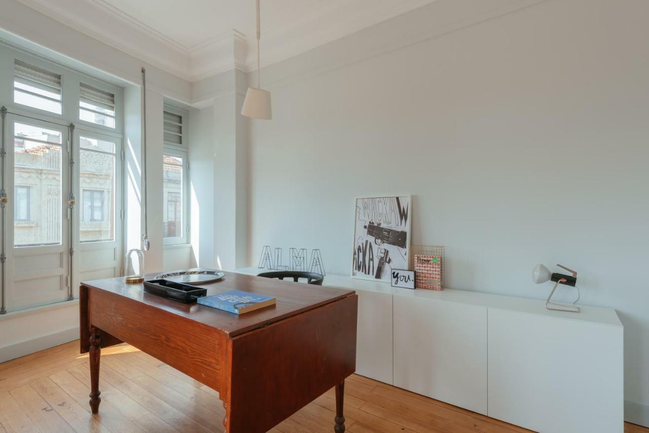 Baixa24 - Downtown Bliss W/ Amazing Natural Light ปอร์โต ภายนอก รูปภาพ